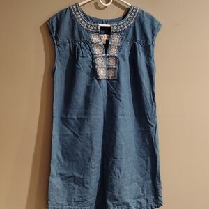 Knox Rose Women's Medium Blue Denim Embroidered Sleeveless Mini Dress